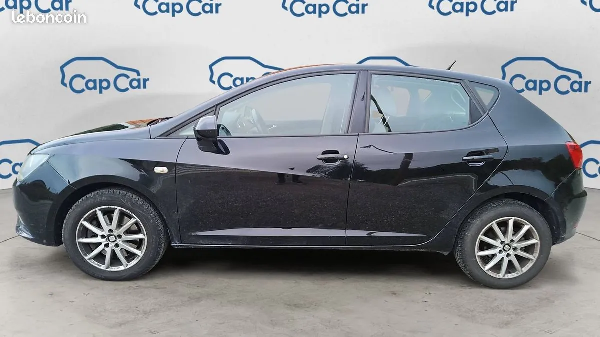 Seat Ibiza 2017 photo 2