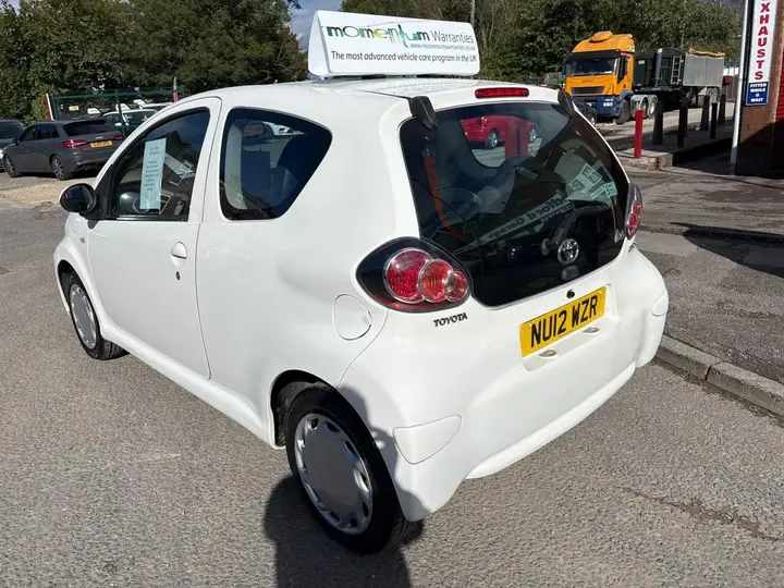 Toyota Aygo 2012 photo 5