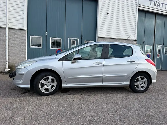 Peugeot 308 2008 photo 3