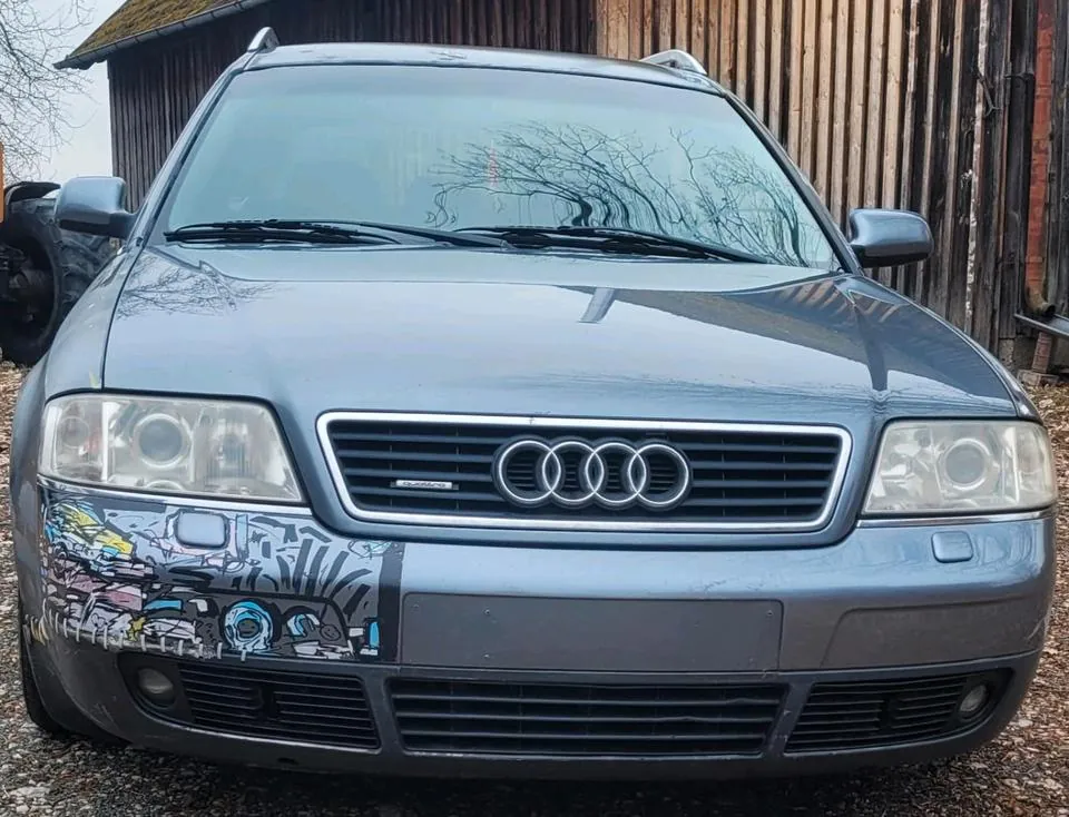 Audi A6 Avant Quattro