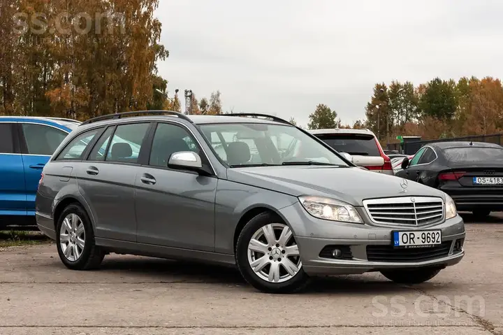 Mercedes-Benz C200