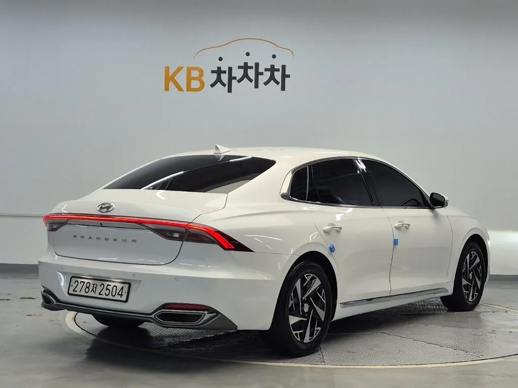Hyundai Grandeur 2022 photo 3