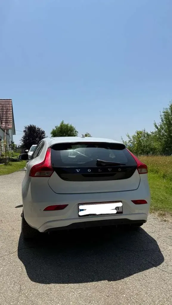 Volvo V40 2014 photo 3