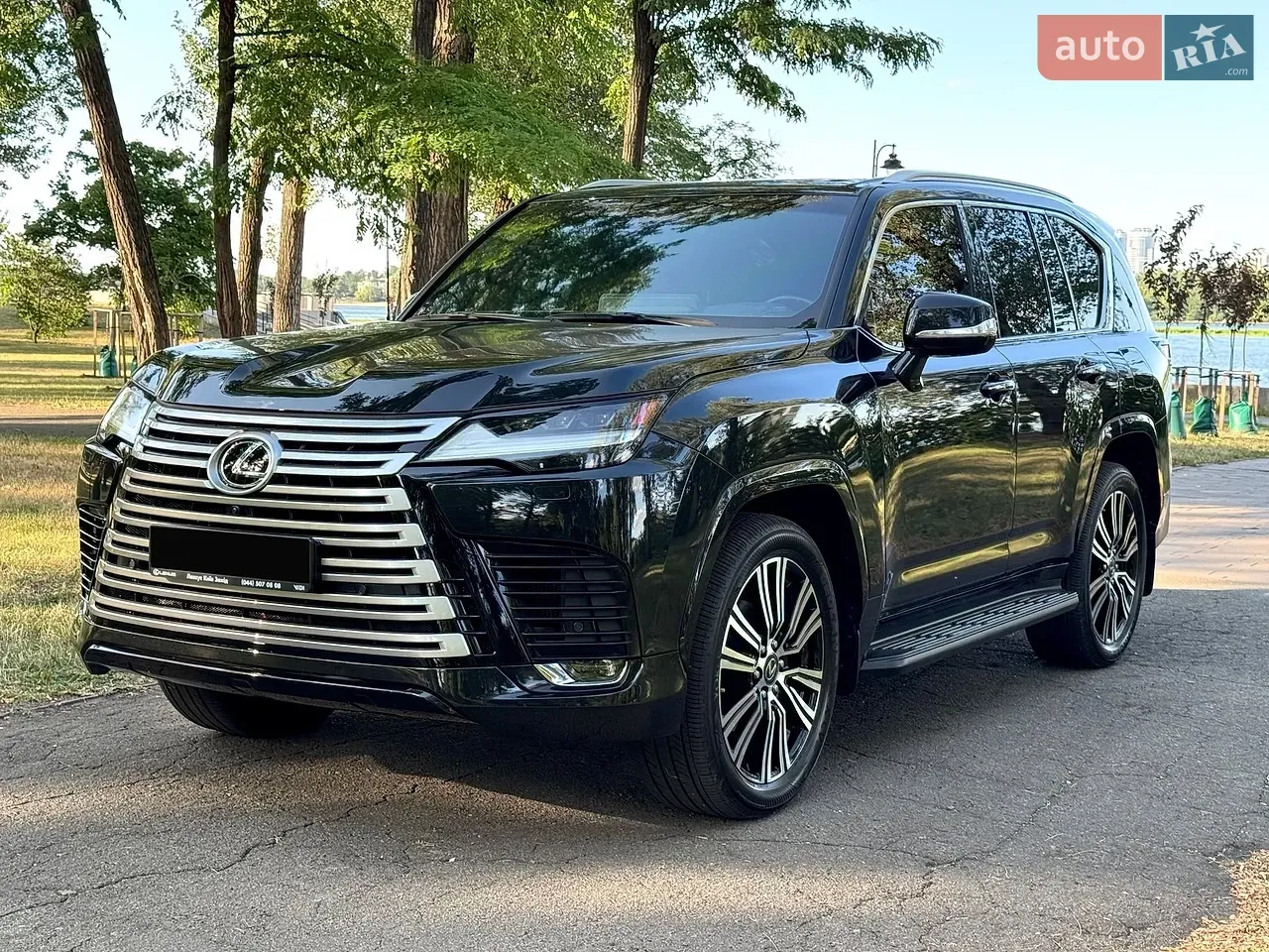 Lexus Lx 2022 photo 2