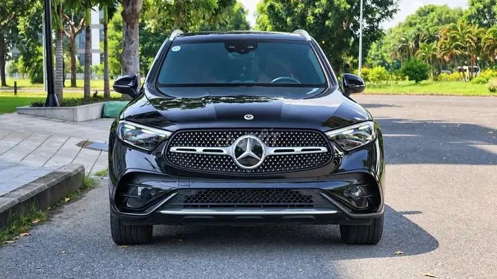 Mercedes-Benz Glc 2023 photo 2