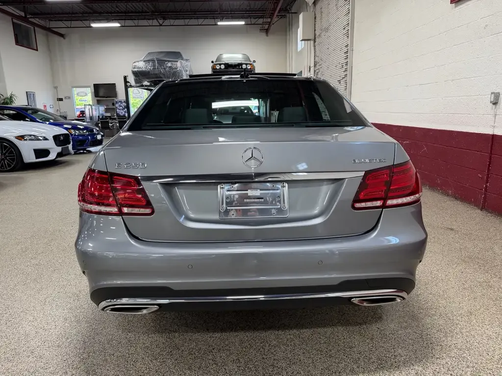 Mercedes-Benz E-Class 2014 photo 4