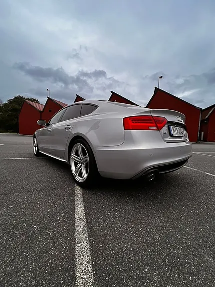 Audi A5 2012 photo 5