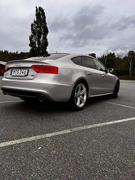 Audi A5 2012 photo 3