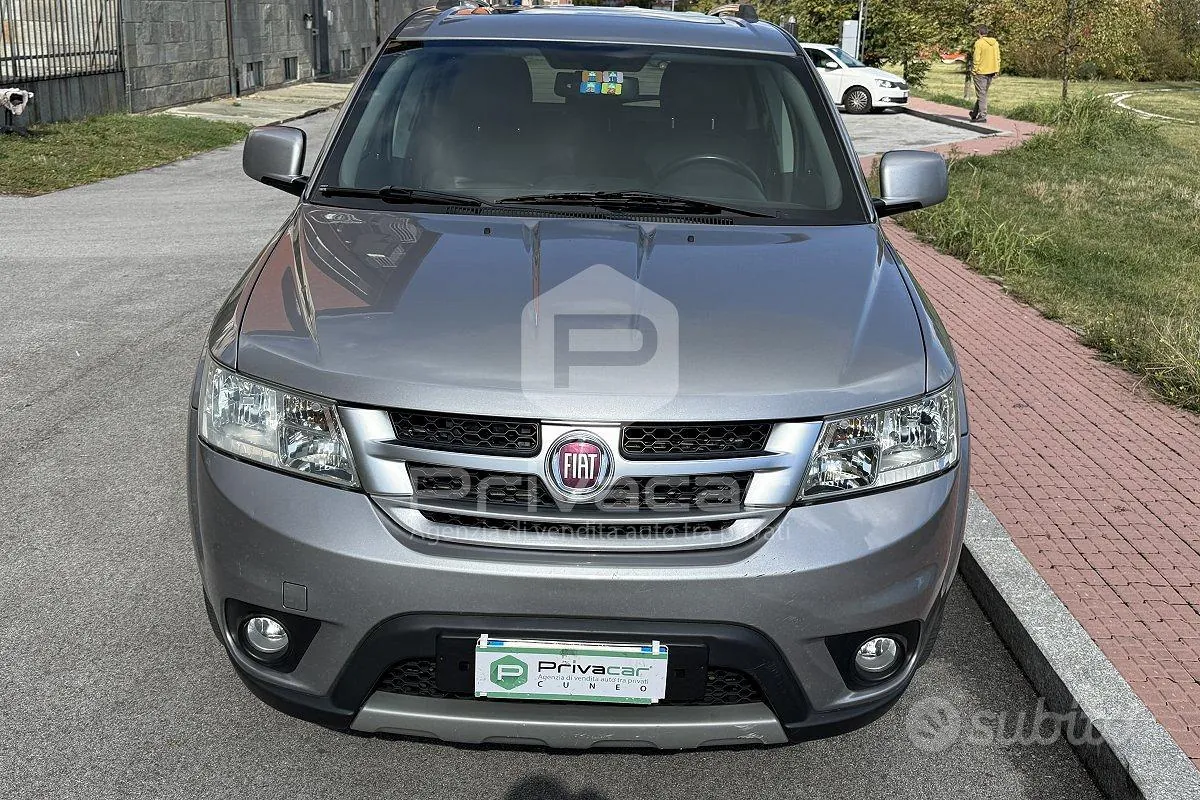 Fiat Freemont 2015 photo 2