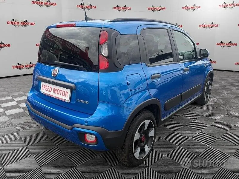 Fiat Panda Cross 2024 photo 4