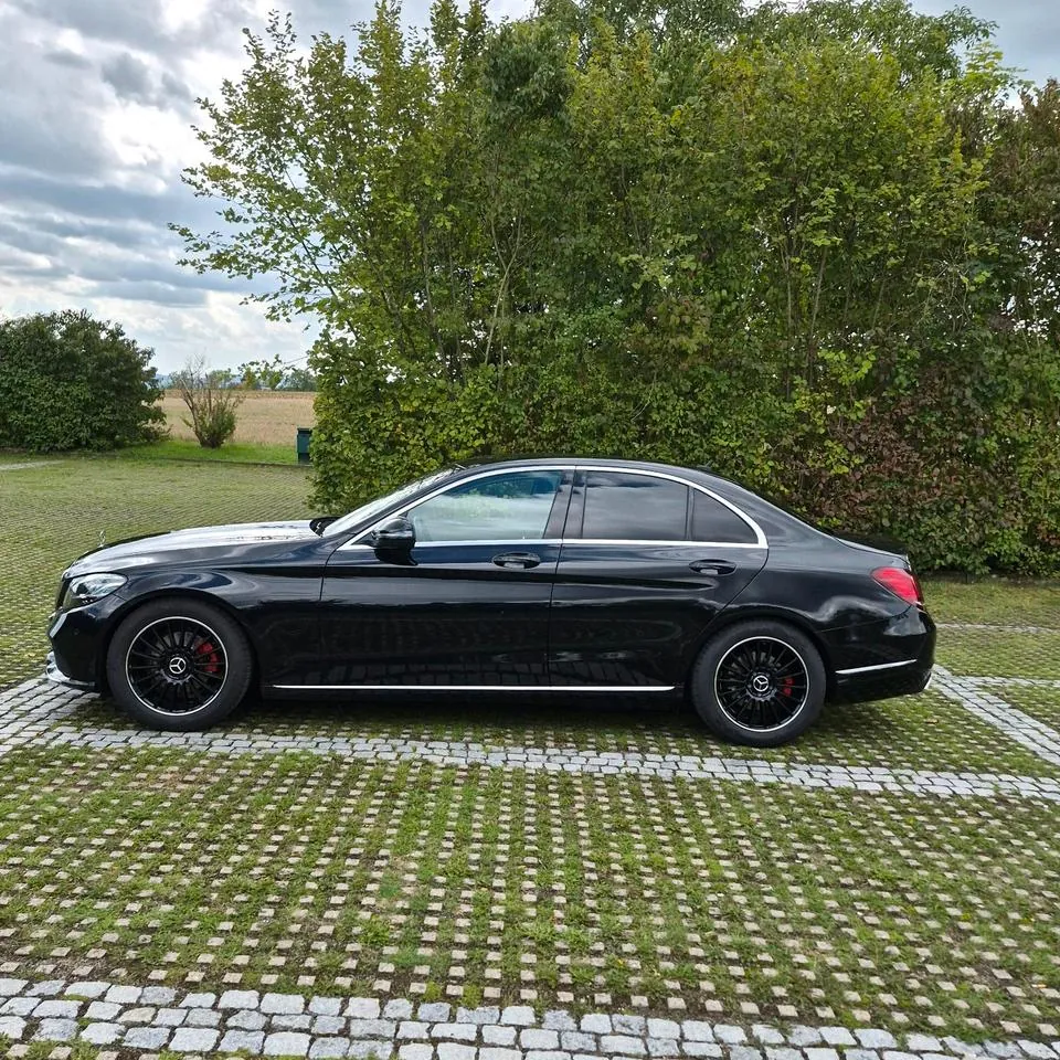 Mercedes-Benz W205