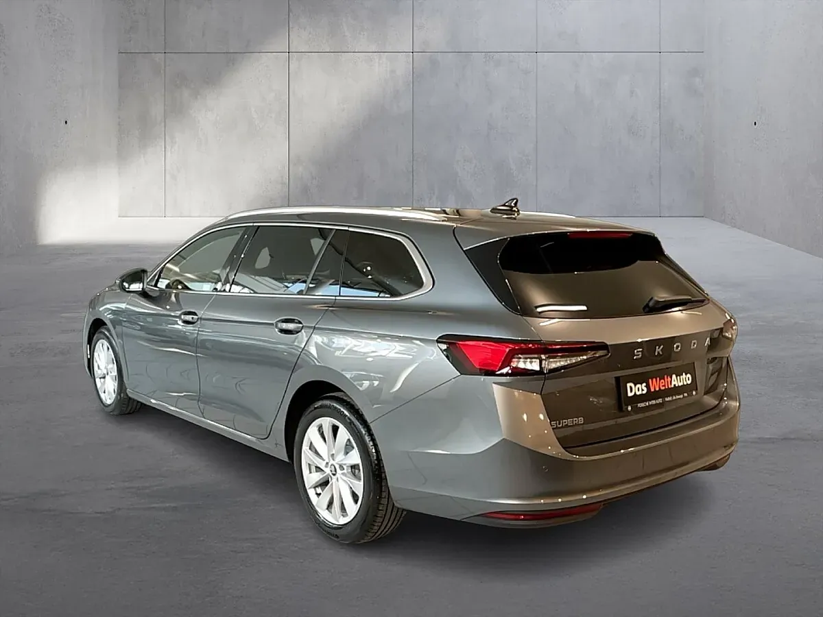 Skoda Superb 2025 photo 3