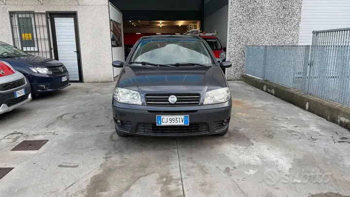 Fiat Punto 2003 photo 3