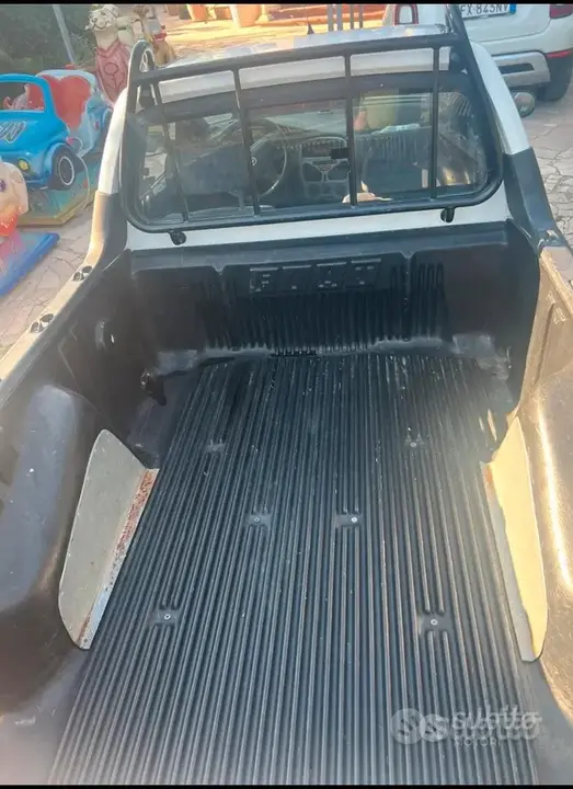 Fiat Strada 2005 photo 4