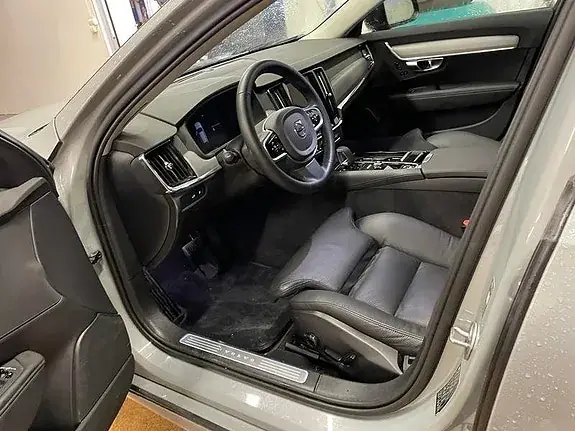 Volvo V90 2025 photo 5