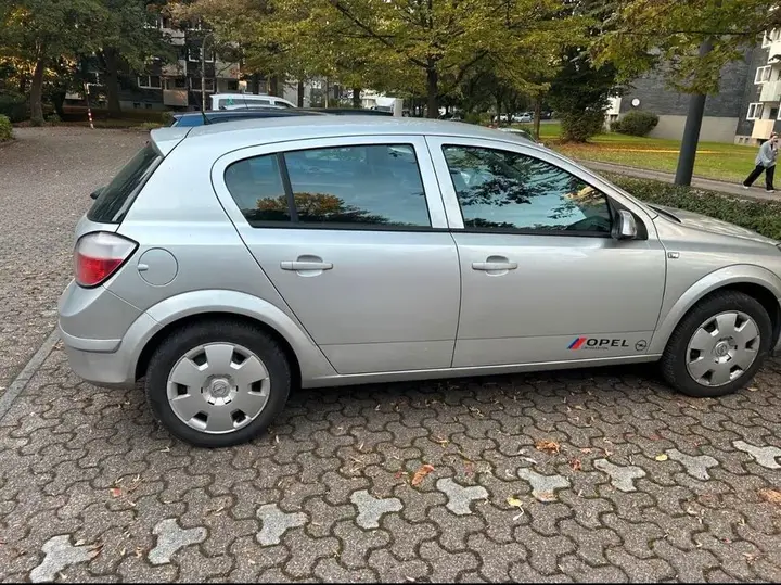Opel Astra H