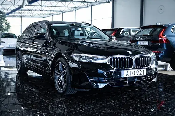 BMW 530E 2023 photo 3