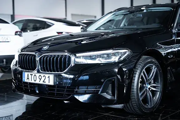 BMW 530E 2023 photo 4