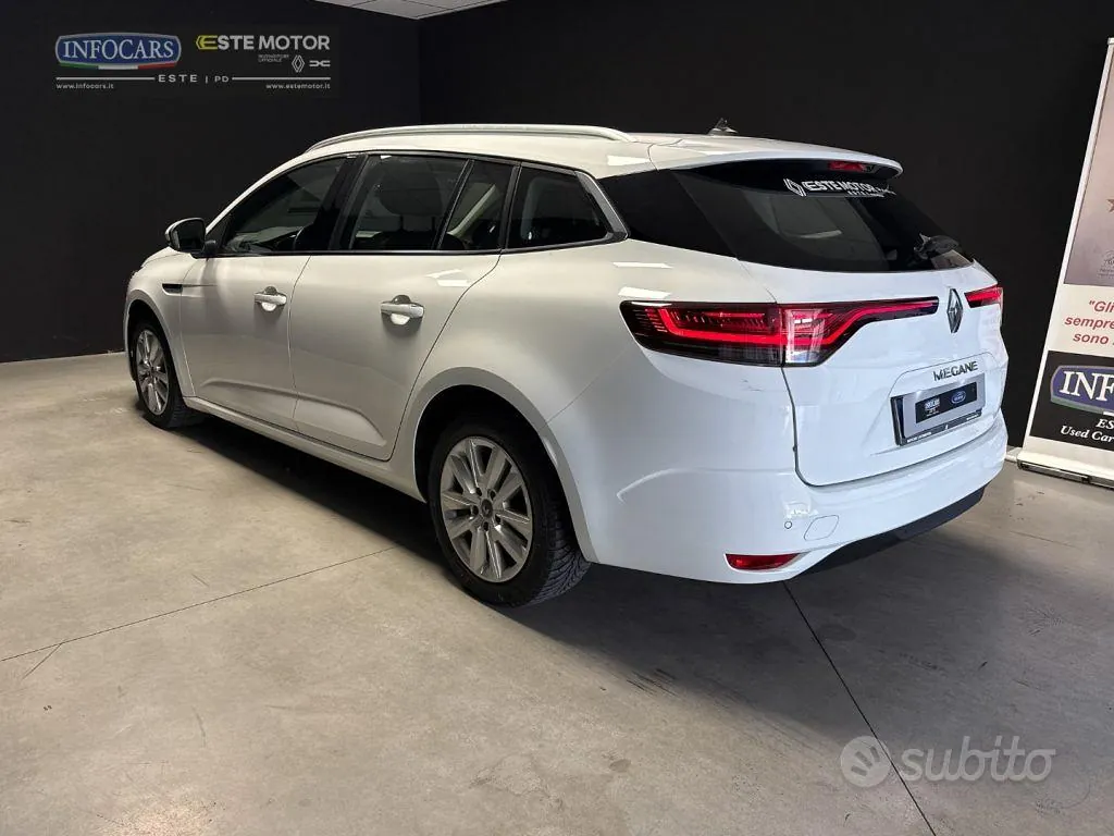 Renault Megane Sporter 2020 photo 2