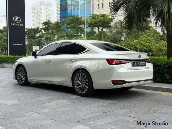 Lexus Es 2022 photo 2