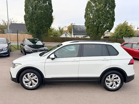 Volkswagen Tiguan 2021 photo 2