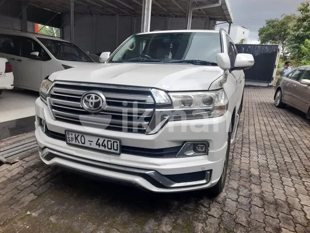 Toyota Land Cruiser Sahara