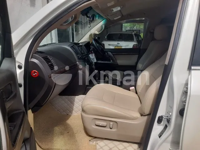 Toyota Land Cruiser Sahara 2007 photo 4