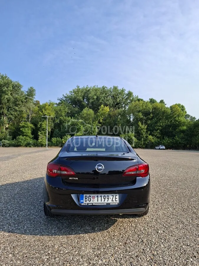 Opel Astra 2017 photo 3