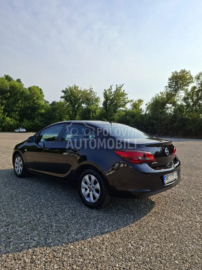 Opel Astra 2017 photo 5