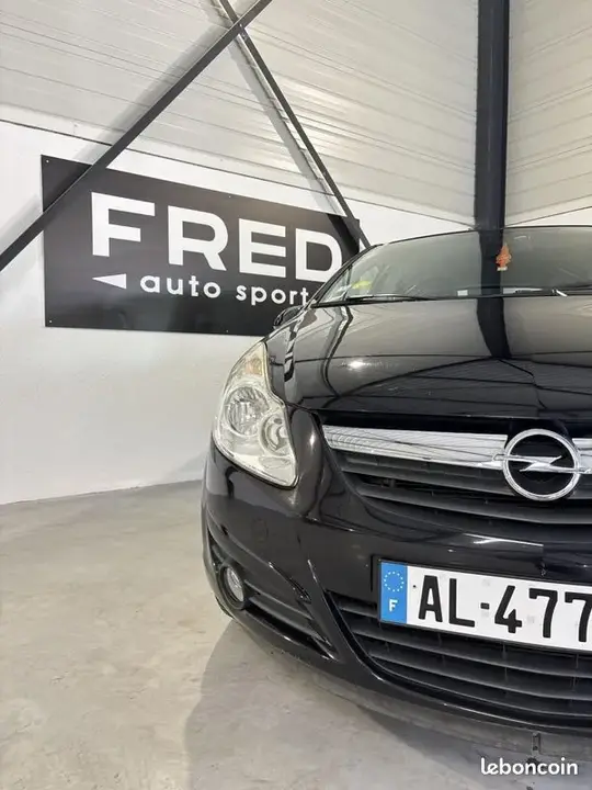 Opel Corsa 2007 photo 2