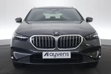 BMW 5 Series 2024 photo 2