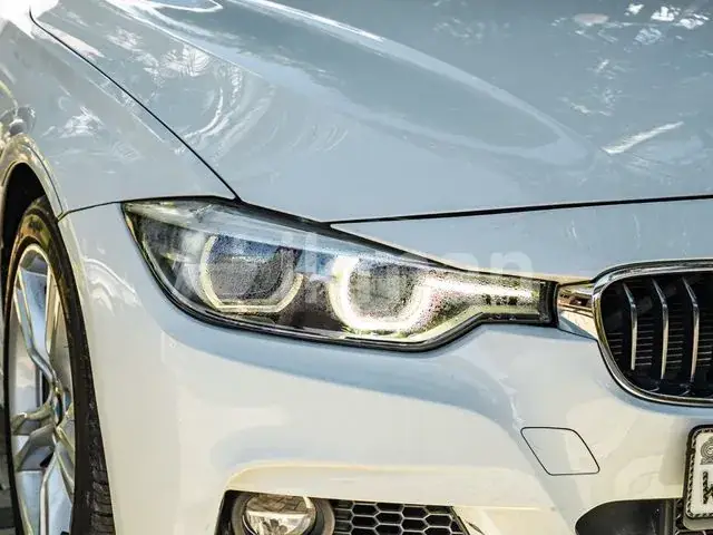 BMW 318I 2017 photo 4