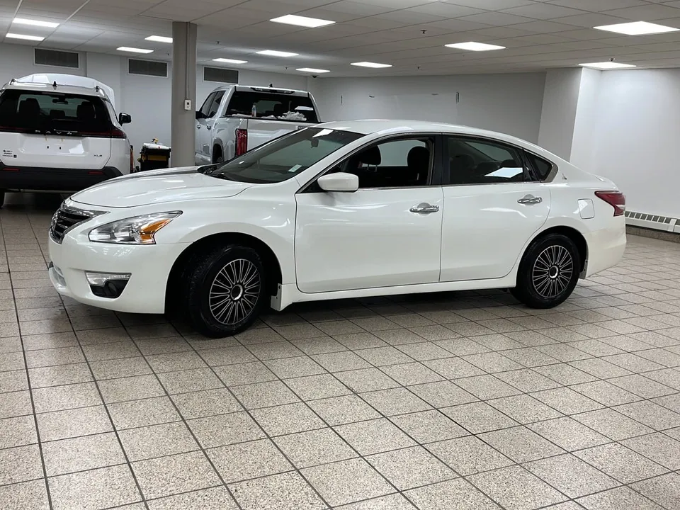 Nissan Altima 2013 photo 3