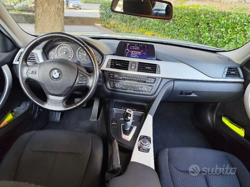 BMW 3 Series 2012 photo 4