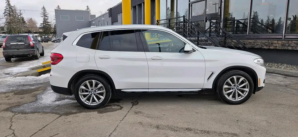BMW X3 2019 photo 2