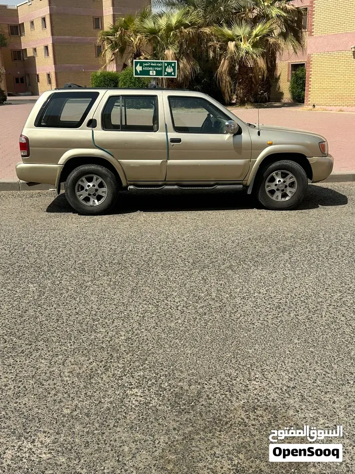 Nissan Pathfinder 2006 photo 5