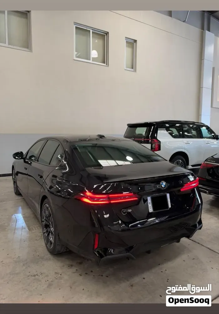 BMW 5 Series 2025 photo 3