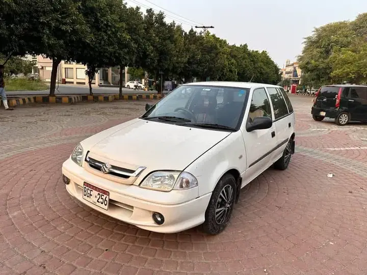 Suzuki Cultus