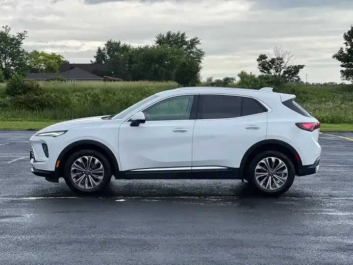 Buick Envision 2024 photo 4