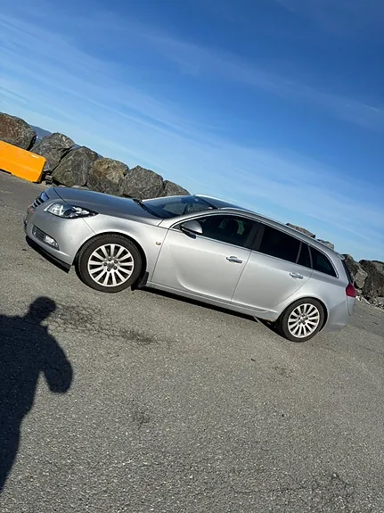 Opel Insignia 2010 photo 2