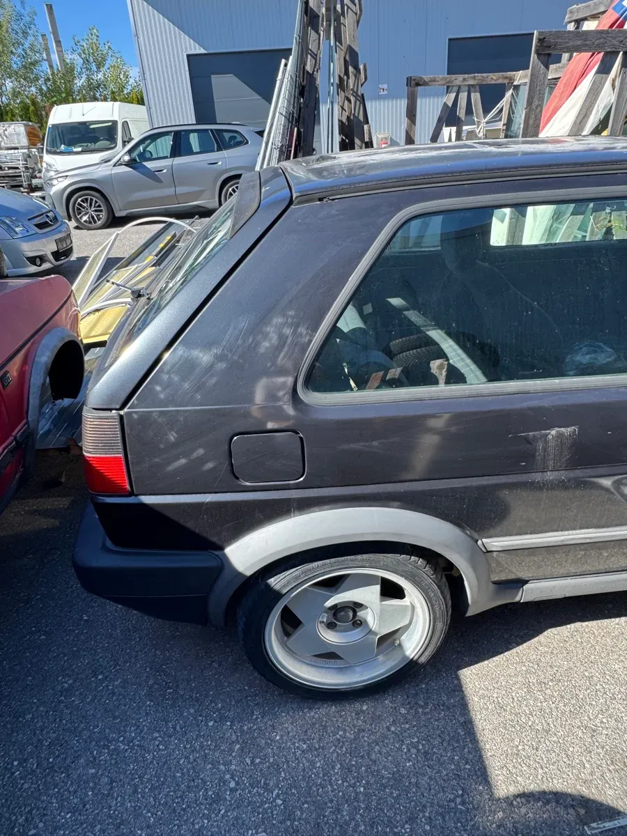 Volkswagen Golf 1991 photo 2