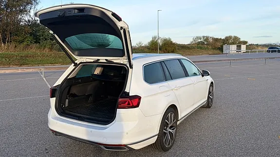 Volkswagen Passat 2020 photo 5