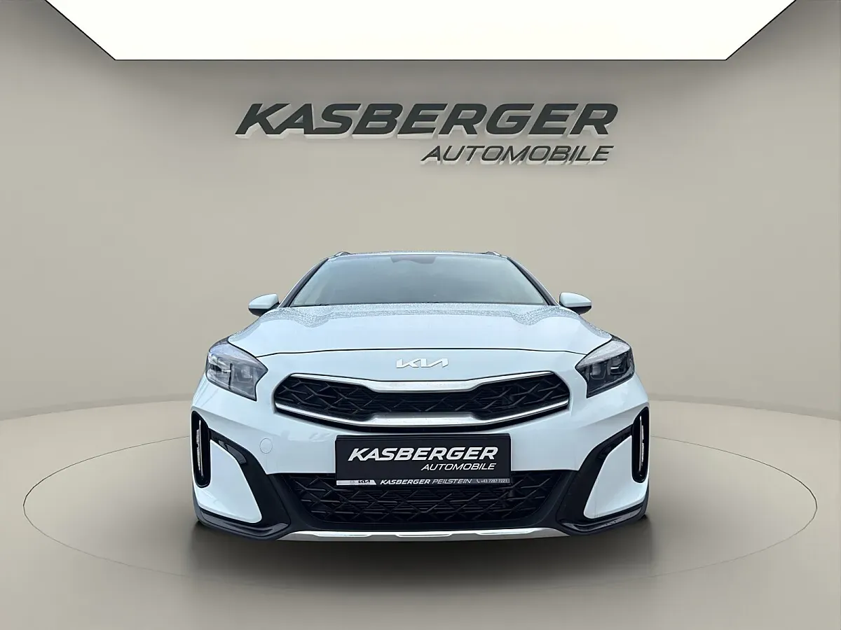 Kia Xceed 2026 photo 2