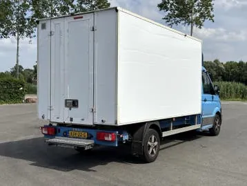 Volkswagen Crafter 2021 photo 2