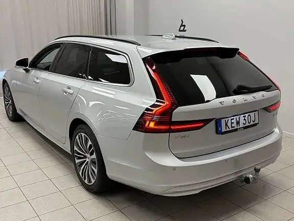 Volvo V90 2022 photo 3