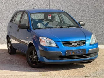 Kia Rio 2009 photo 2