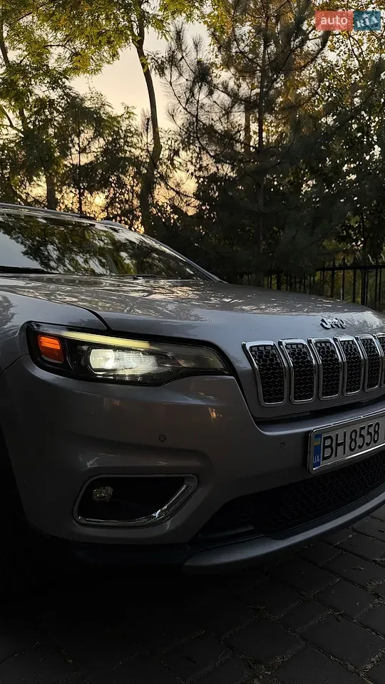 Jeep Cherokee
