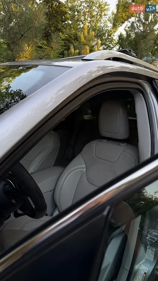 Jeep Cherokee 2018 photo 3
