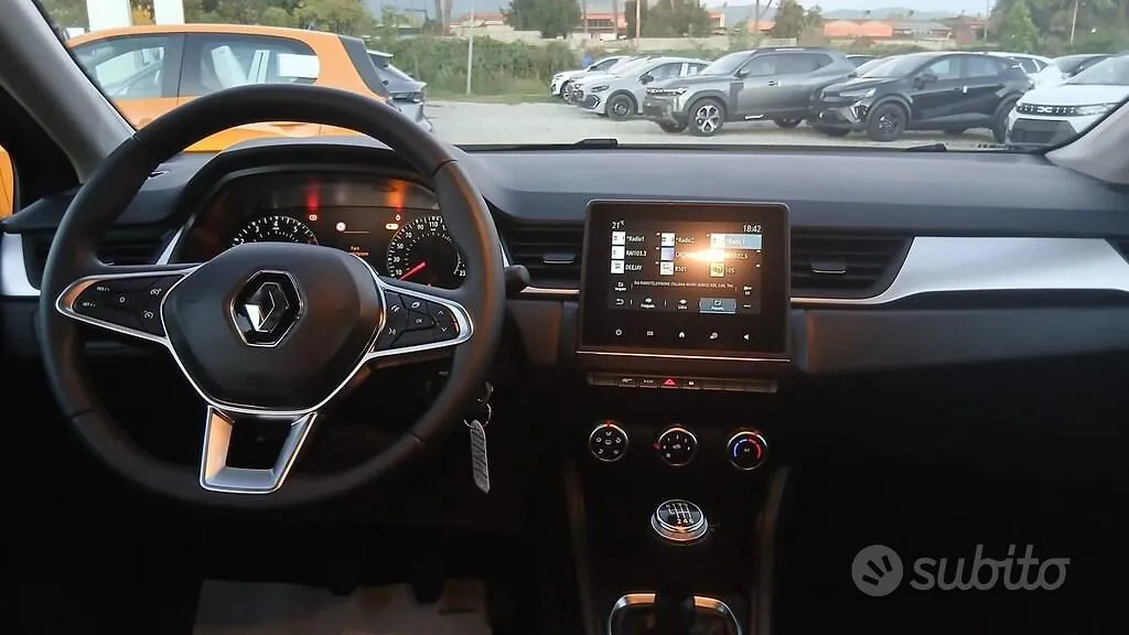 Renault Captur 2023 photo 5