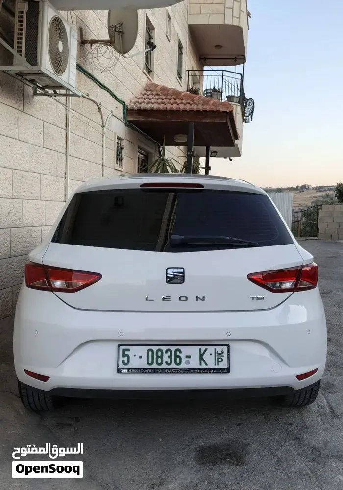 Seat Leon 2015 photo 2